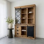 Buffetkast Lotte gemaakt van mangohout en perfect voor ieder industrieel interieur.