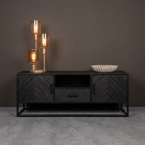 TV-meubel Floor van HUUS gemaakt van zwart mangohout met een vissengraat motief.