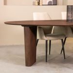 Eettafel WOW van LABEL51 sandblasted mangohout in een espresso kleur