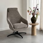 Met Fauteuil Maxwell van LABEL51 geef je jouw interieur een betaalbare makeover en geniet je van hoog zitcomfort.