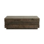 Vooraanzicht van de Salontafel Notch in espresso mangohout tegen een witte achtergrond met zichtbaar lijnenspel in het blokdesign.