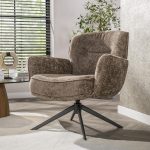 Fauteuil Tommy champagne kleur HUUS in sfeervolle kamer