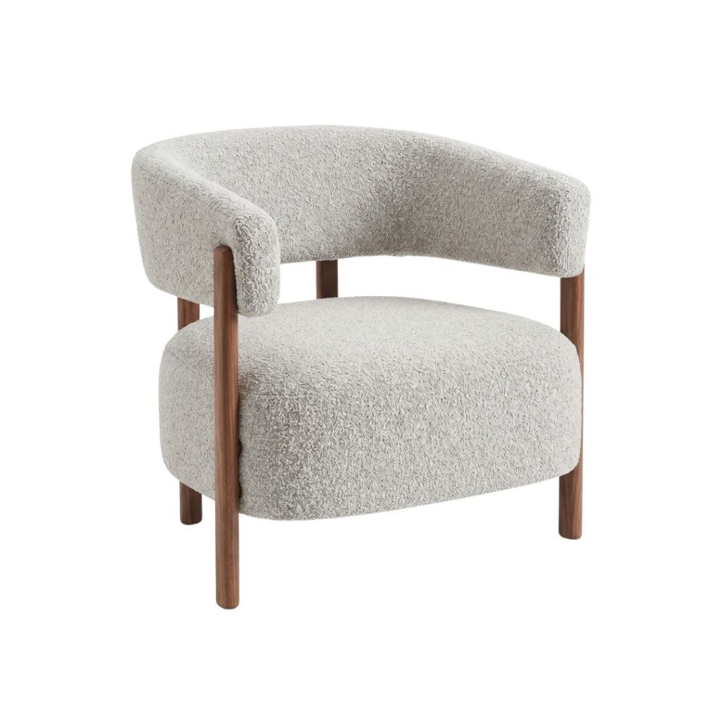 Nieuw in de HUUS collectie, Relaxfauteuil Japandi met een walnoot kleurig metalen frame en een taupe kleurige zitting. Voor de beste prijs bij HUUS!