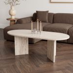 Salontafel Shiro met travertinlook als blikvanger in een modern interieur