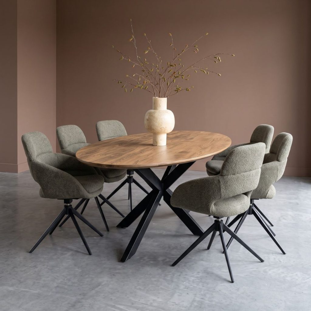 Complete Combideal: Madrid ovaal & stoel Filou met ovale mangohouten eettafel en comfortabele draaistoelen.