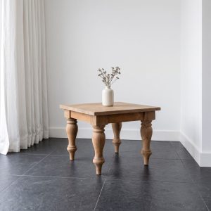 Bijzettafel Bologna van Tower Living nu verkrijgbaar bij HUUS, perfect voor ieder landelijk interieur.